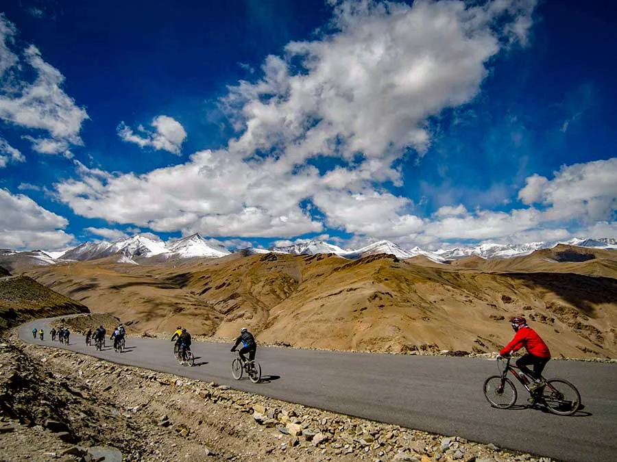 13 Days Cycling From Manali to Leh Tour